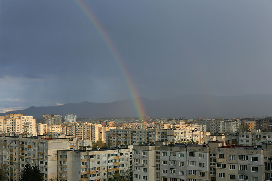 Жилищата в панелни блокове - добра инвестиция ли са или риск?